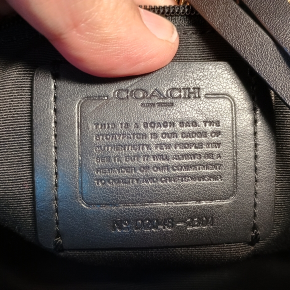 Coach Small Skylar Hobo With Varsity Stripe - Picture 2 of 6